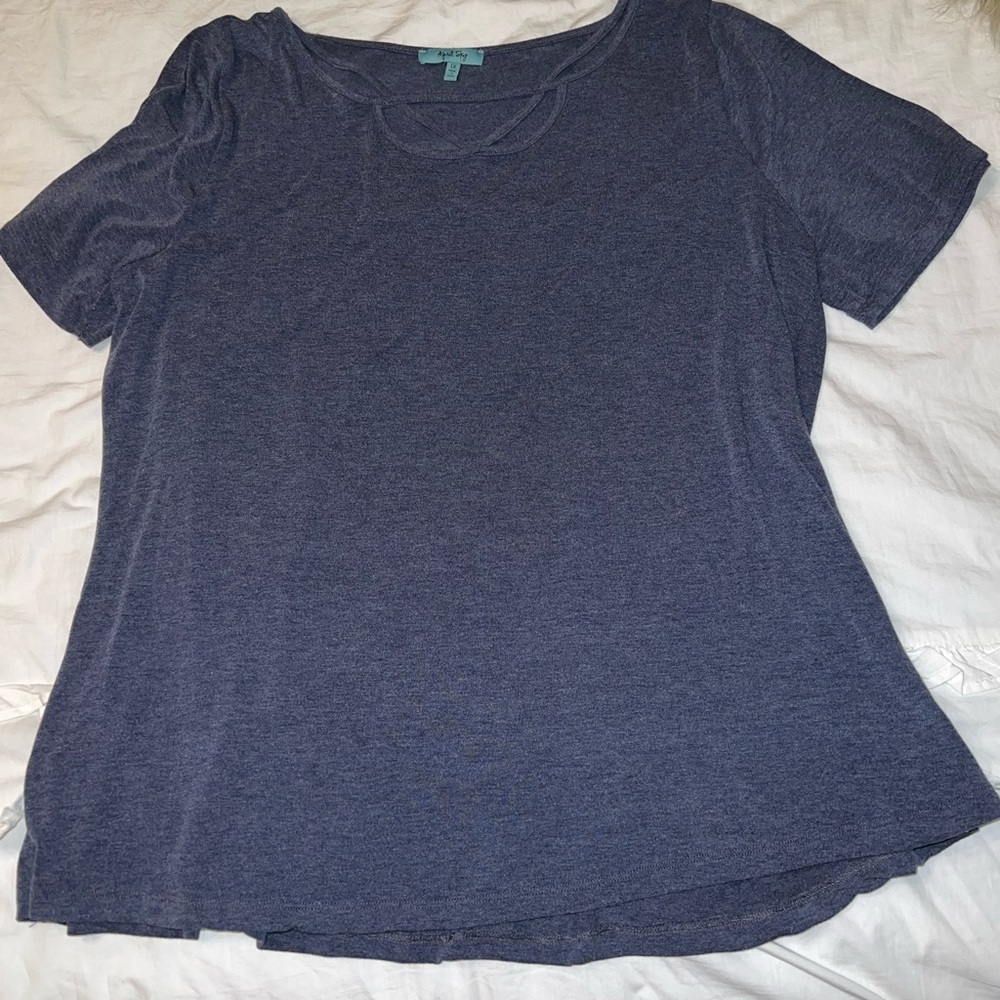 Women’s Top